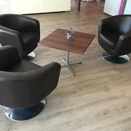 Self Check-in 2* Mauguio