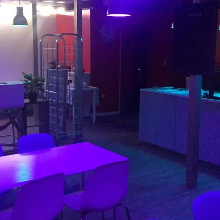 Hotel Self Check-in 2*