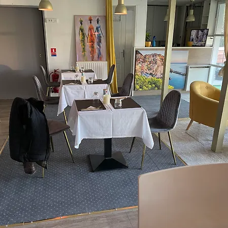 Self Check-in Mauguio