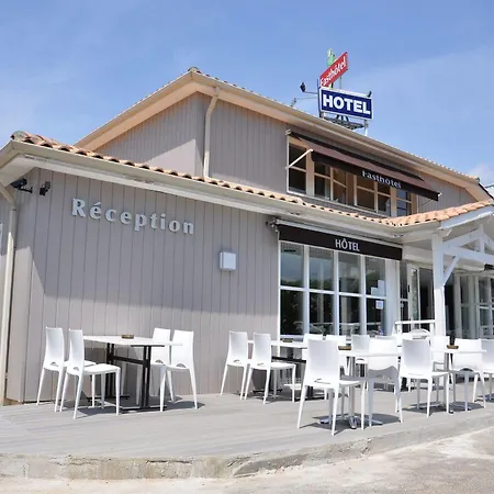 Self Check-in 2* Mauguio